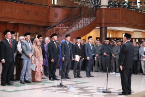 PELANTIKAN KETUA LPPM, WAKIL DEKAN FAKULTAS, WAKIL DIREKTUR PASCASARJANA, SEKRETARIS LPPM UNIVERSITAS PENDIDIKAN INDONESIA MASA BAKTI 2025-2029 DAN WAKIL DEKAN BIDANG AKADEMIK DAN KEMAHASISWAAN PADA KAMPUS UPI DI SUMEDANG PENGGANTI ANTAR WAKTU MASA BAKTI 2023-2027